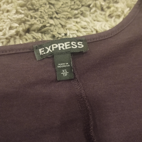 Express Top - Picture 3 of 4